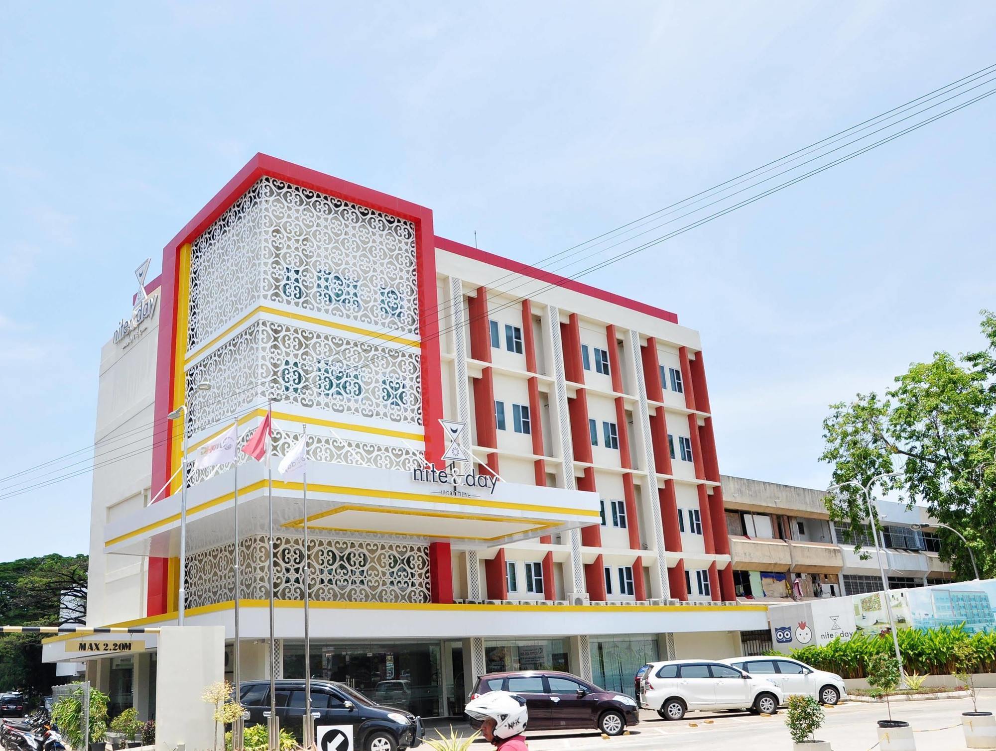 Nite And Day Batam Jodoh Square Hotel Exterior foto